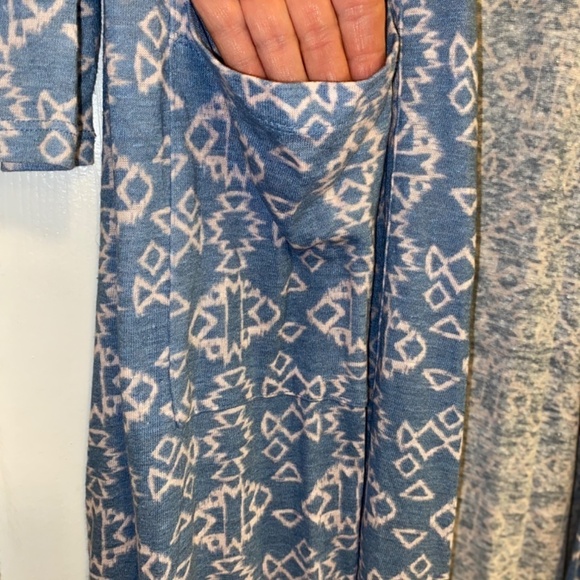 Lularoe size XL kimono like new - Picture 2 of 4